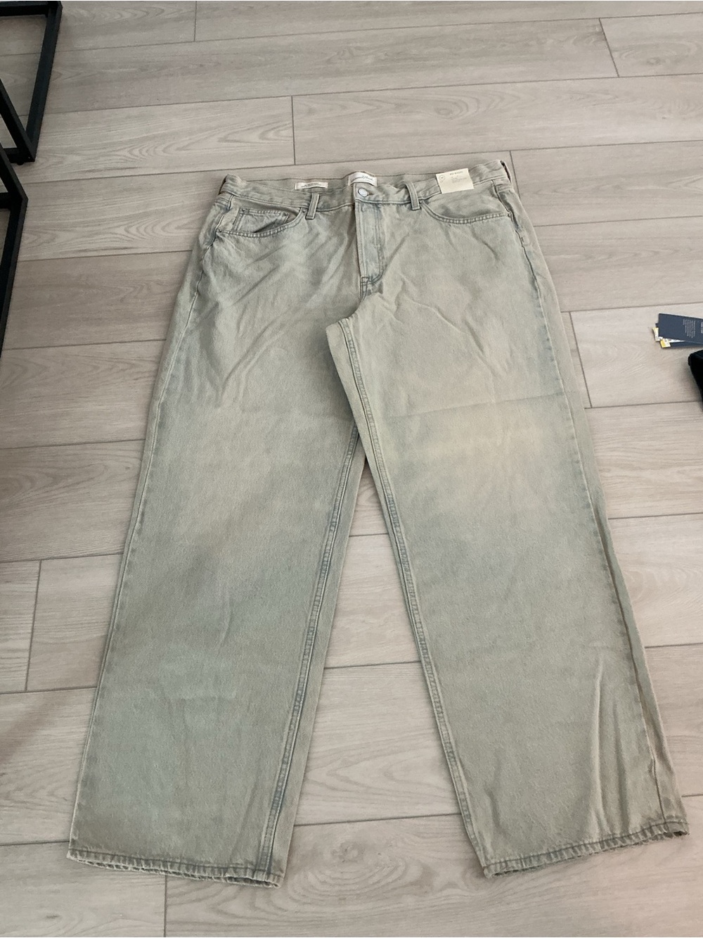Universal Thread High-Rise Straight Jeans in Light Sage